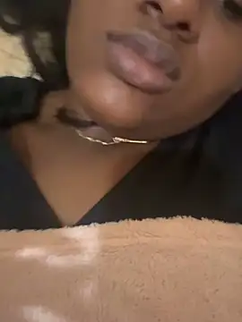 amorasecy online show from February 2026 10:37:01 AM