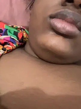 amorasecy online show from April 2026 10:16:02 AM