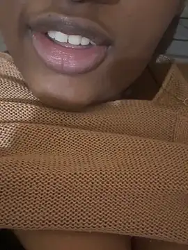 amorasecy online show from March 2026 12:32:01 PM