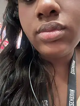 amorasecy online show from March 2026 05:46:02 PM