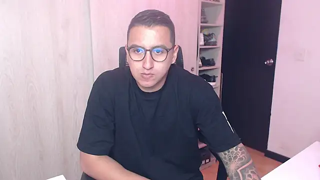 DanteVesper online show from April 2026 01:40:02 AM