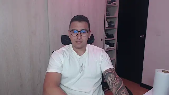 DanteVesper online show from April 2026 02:40:02 AM