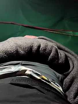 Hot2602 online show from December 2025 01:24:02 PM