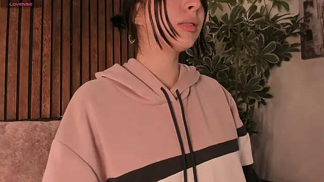 Lilith Sage  online show from April 2026 02:31:01 PM