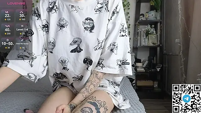 LeonaHinnes online show from March 2026 03:27:01 AM