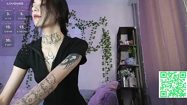 LeonaHinnes online show from February 2026 11:29:01 AM