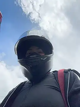 Ema Rose  online show from February 2026 07:10:01 PM