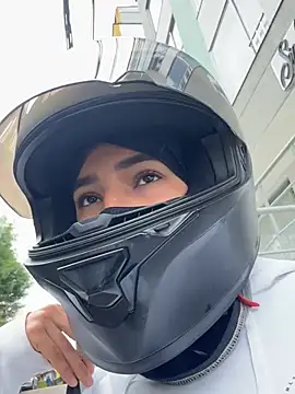 Ema Rose  online show from January 2026 05:09:02 PM