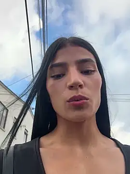 Ema Rose  online show from December 2025 10:10:01 PM