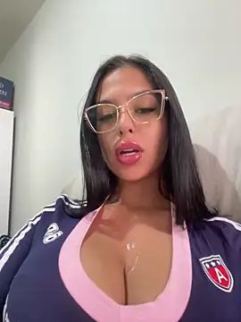 jujuarantes  2026 online show from January 2026 12:10:02 PM