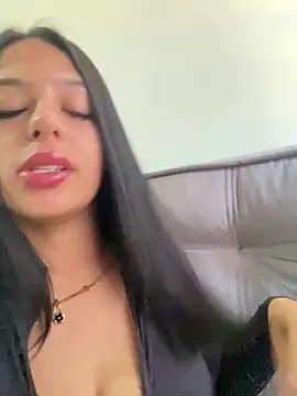 jujuarantes  2026 online show from January 2026 12:23:02 PM