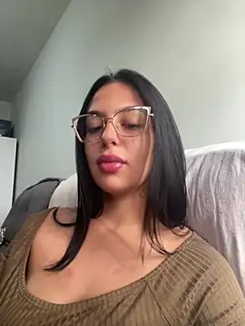 jujuarantes  2026 online show from February 2026 01:32:01 PM