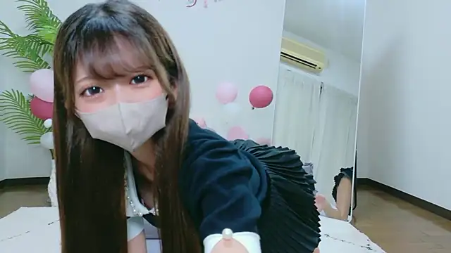 Snapshot of Kiki-jpn chatting on June 2026 12:02:01 PM Kiki-jpn online show from June 2026 12:02:01 PM