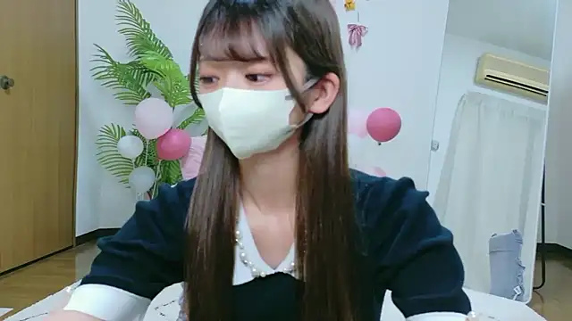 Snapshot of Kiki-jpn chatting on June 2026 01:31:01 PM Kiki-jpn online show from June 2026 01:31:01 PM
