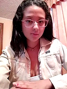 SweetDeya online show from May 2026 10:40:01 PM