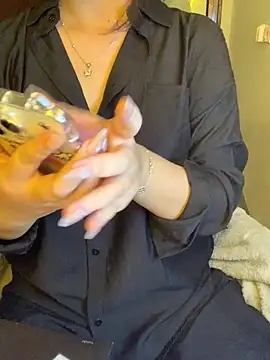 Sofiababy22 online show from February 2026 03:56:02 PM