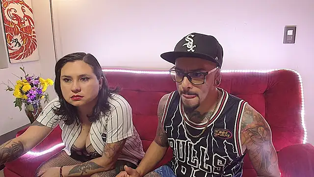 demond n violet online show from January 2026 02:06:02 AM