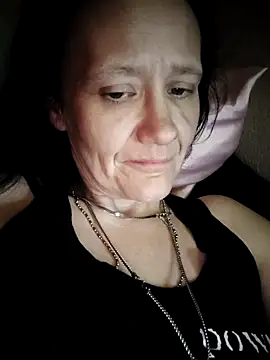 CrownedCuppa online show from April 2026 09:49:01 AM