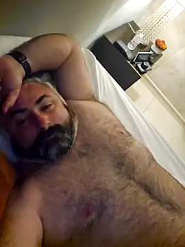 MacGuyver20 online show from December 2025 07:21:01 AM