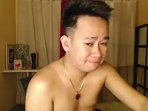 Snapshot of AnthonyCUMS17 chatting on February 2026 01:18:02 AM AnthonyCUMS17 online show from February 2026 01:18:02 AM