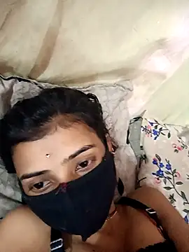 Desipari 777 online show from February 2026 05:43:01 PM