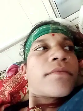 Karishma singh online show from April 2026 01:01:02 PM