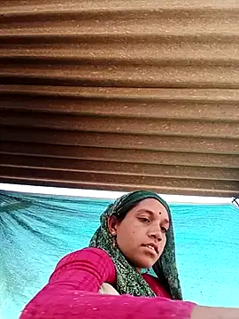 Karishma singh online show from March 2026 03:23:01 AM