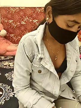 sexy-mahi  online show from January 2026 07:17:02 PM