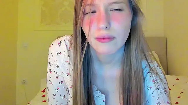 Alllura online show from February 2026 03:06:02 PM