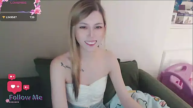 whitecat13 online show from May 2026 10:34:01 AM