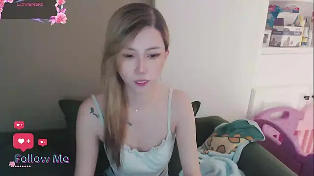 whitecat13 online show from May 2026 10:11:01 AM
