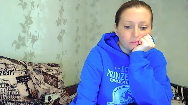 CrystallAngel online show from February 2026 04:48:01 PM