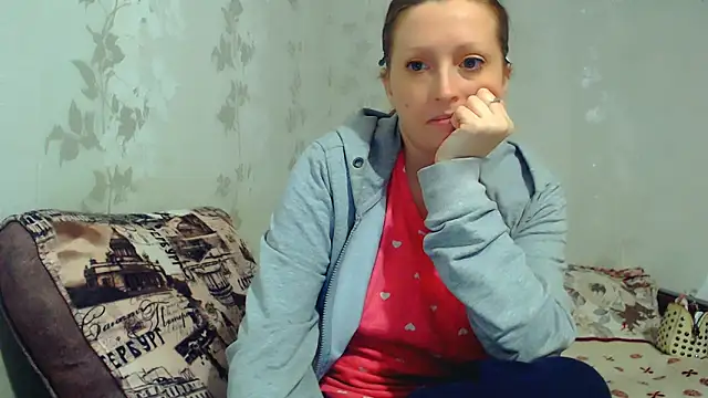 CrystallAngel online show from February 2026 05:02:02 PM