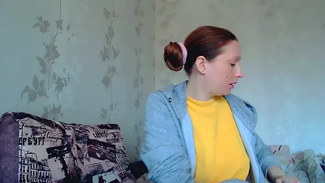 CrystallAngel online show from April 2026 02:20:01 PM