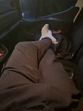 Snapshot of loujackk chatting on December 2025 04:18:01 PM loujackk online show from December 2025 04:18:01 PM