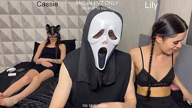 girls secrets online show from February 2026 11:06:02 AM