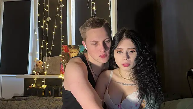 love4couple online show from April 2026 11:56:02 AM