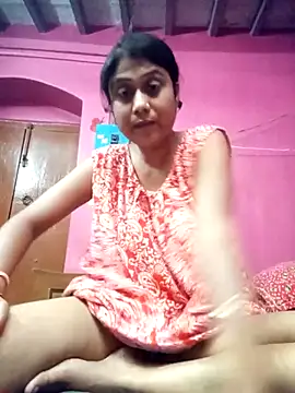Hooghlypinkivabi online show from May 2026 01:04:01 PM
