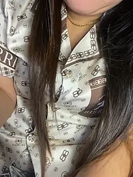 -Lovely-y online show from June 2026 09:04:01 PM