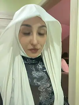 LuxBrunette  online show from May 2026 06:15:02 AM