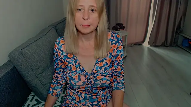 MiLenaMilf online show from July 2026 07:20:01 AM
