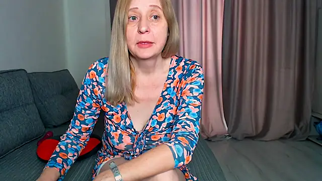 MiLenaMilf online show from March 2026 06:42:02 AM