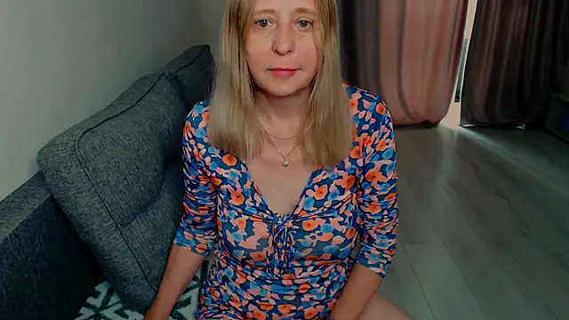 MiLenaMilf online show from June 2026 07:14:01 AM