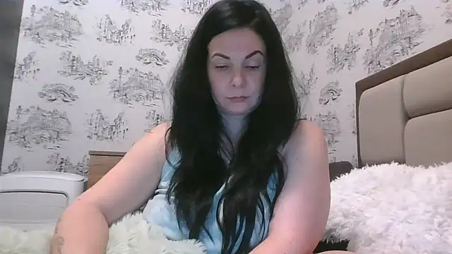 Snapshot of SKYNate chatting on February 2026 05:35:01 PM SKYNate online show from February 2026 05:35:01 PM