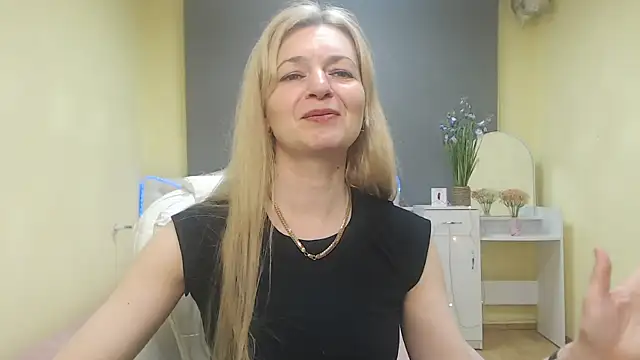 Snapshot of MelissaTyler chatting on May 2026 10:36:01 AM MelissaTyler online show from May 2026 10:36:01 AM