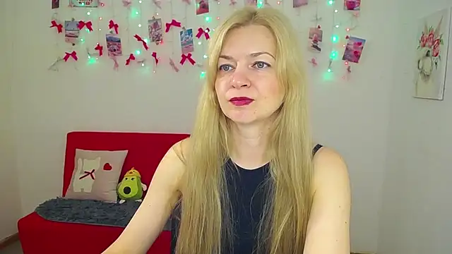 Snapshot of MelissaTyler chatting on May 2026 05:22:01 AM MelissaTyler online show from May 2026 05:22:01 AM