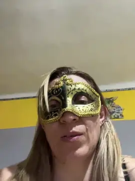 SexyMamiVee online show from February 2026 05:48:01 PM