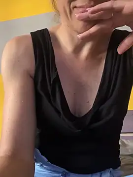 SexyMamiVee online show from May 2026 02:45:01 PM
