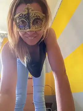 SexyMamiVee online show from May 2026 02:09:01 PM