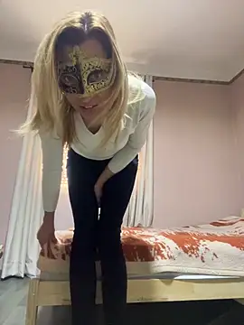 SexyMamiVee online show from April 2026 07:16:02 AM